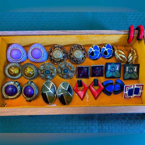 Vintage Earrings Lot Metal, Plastic Retro 80s 14 Pairs - Picture 1 of 7